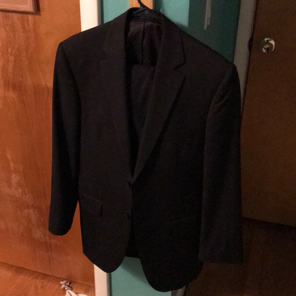 Black suit from pronto uomo